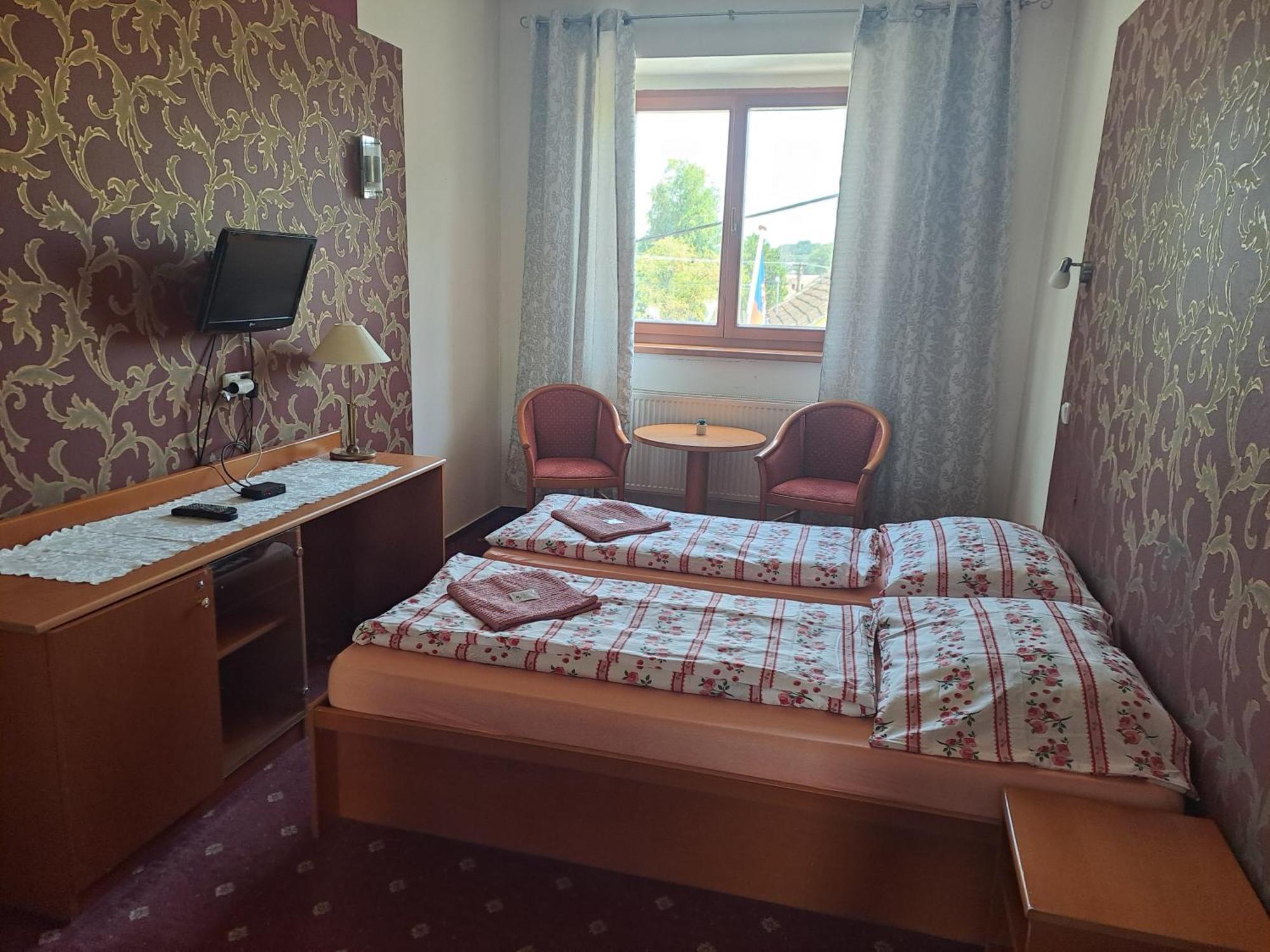 Hotel Dobrá škola u Jeníčka Vojkovice  Exteriér fotografie